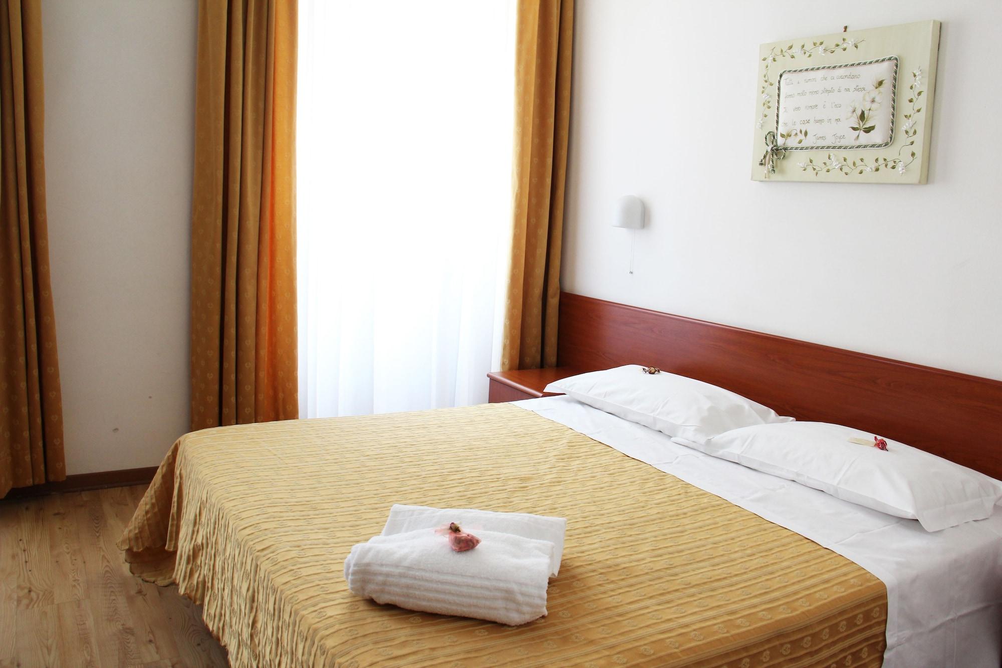 Albergo Al Viale Trieste Eksteriør billede