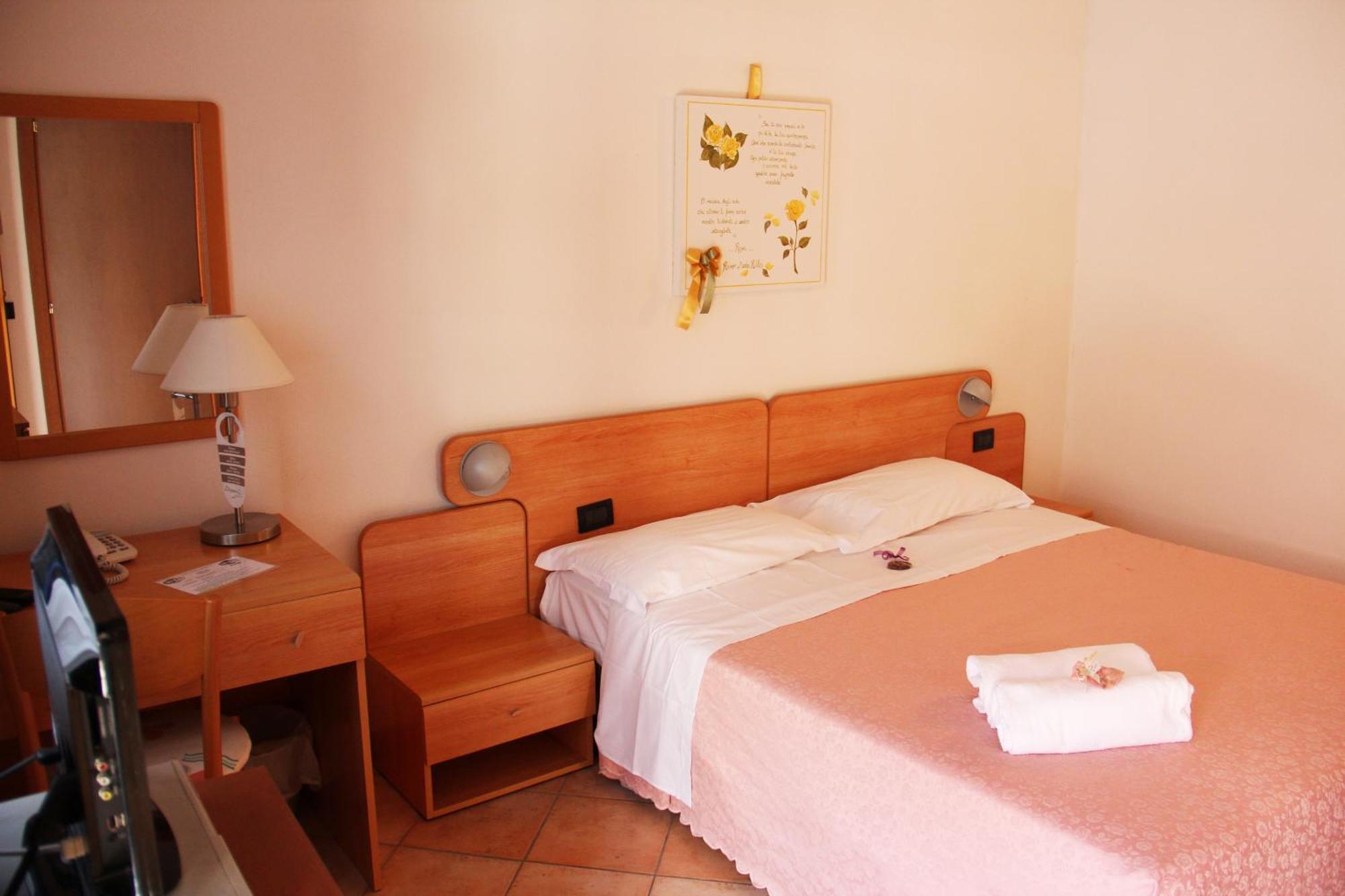 Albergo Al Viale Trieste Eksteriør billede